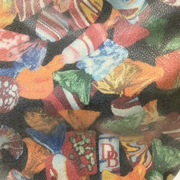 Authentic Dooney and Bourke bag. - Picture 2 of 12